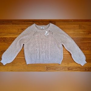Love Knits NWT Cropped Long sleeve Sweater with Cut Out Shoulders Women’s XL